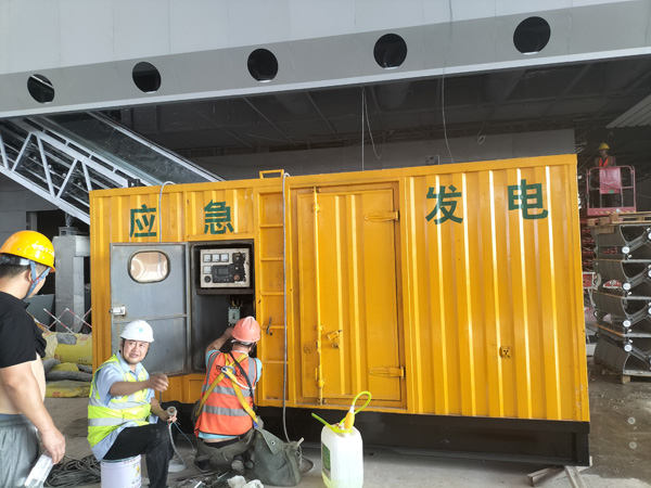安陆怎样判断空气滤清器是否需要更换？