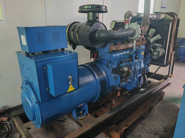 安陆100kW柴油发电机组使用多级机油有哪些优缺点？